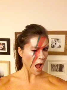 David bowie ziggy stardust musique maquillage éclair pop star